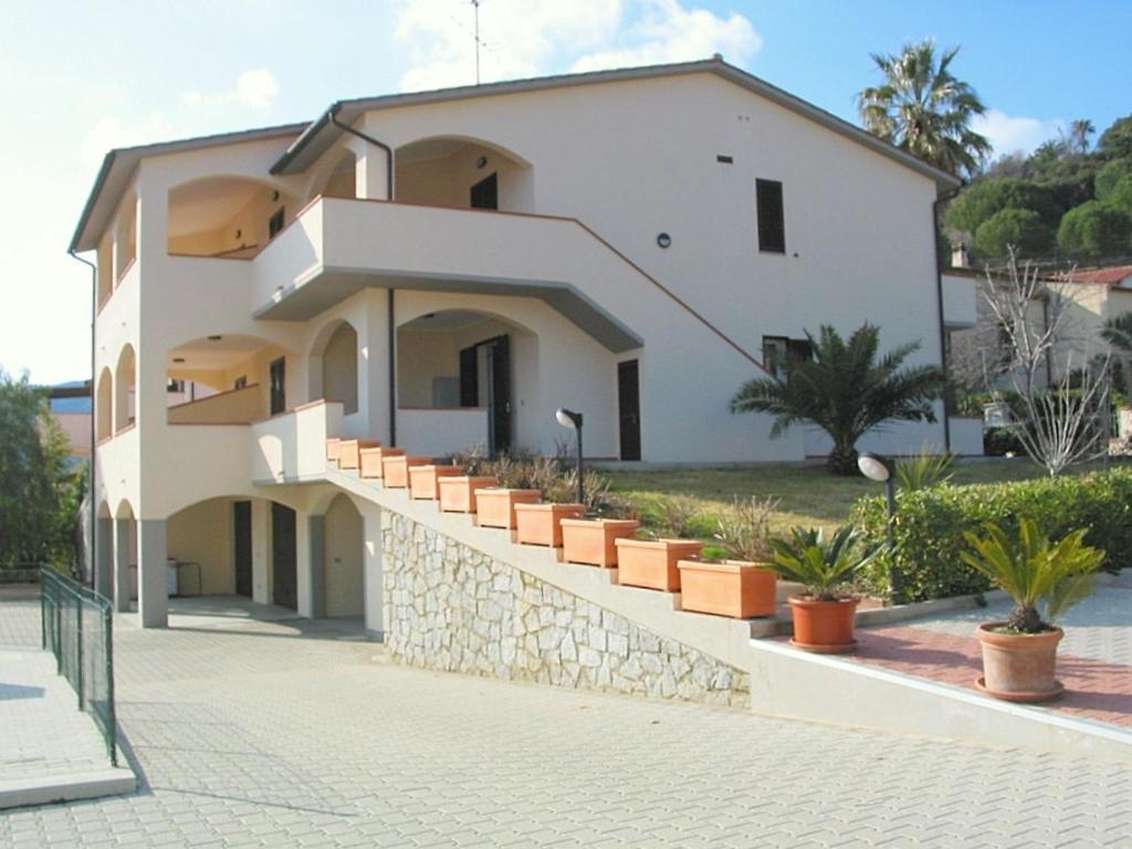 Appartamenti Casa Dini Марина-ди-Кампо Экстерьер фото
